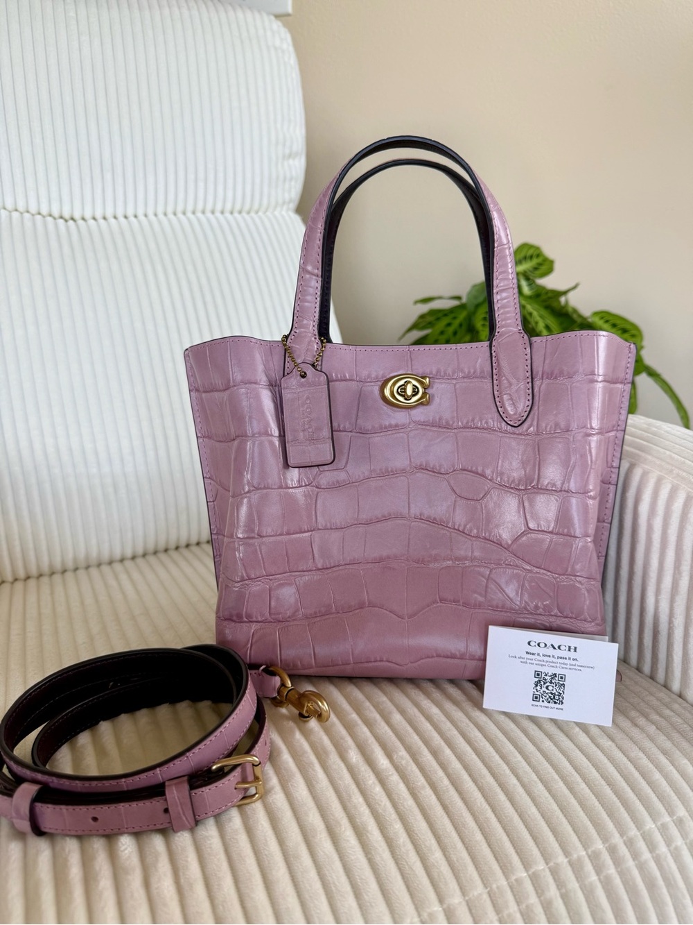 Coach Willow Tote 24 💜 Ice Purple Croc